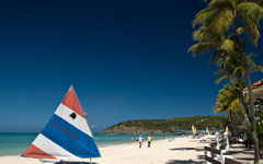 Antigua Holidays - Antigua Dickinson bay beach